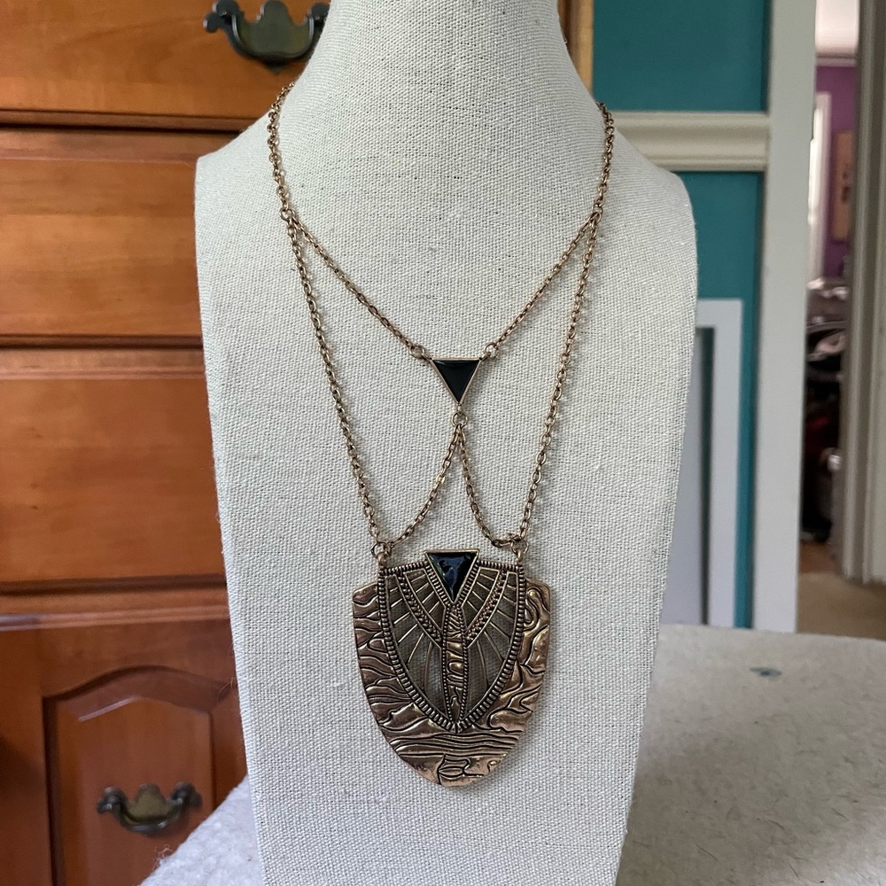 Forever 21 Gold Tone and Black Statement Necklace